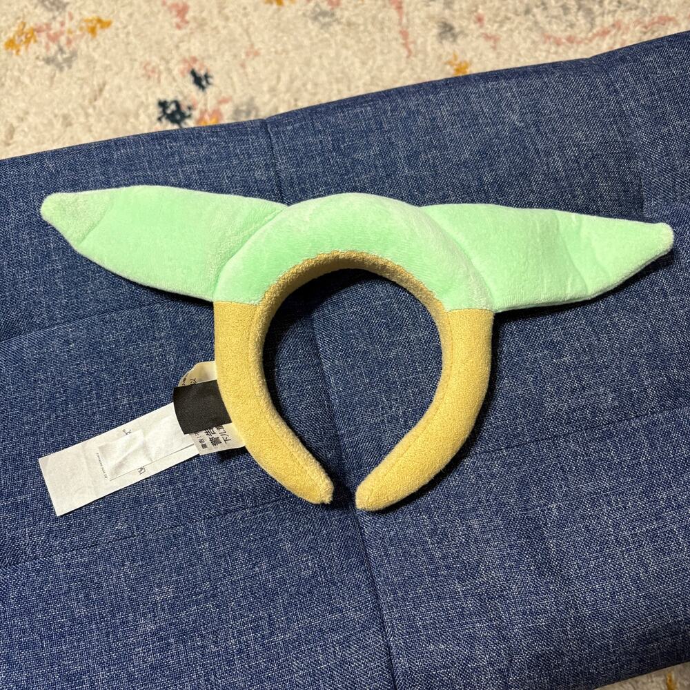 Disney Parks Star Wars “The Child” Baby Yoda Grogu Ear Headband - Picture 2 of 2
